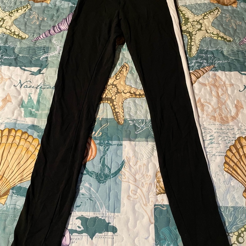 Pair of women’s size XS Victoria’s Secret PINK full length leggings
